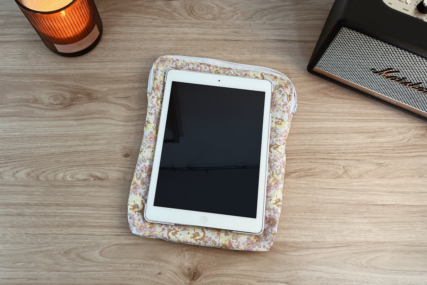 Housse de tablette 10-11 pouces - « Fleurs anciennes »