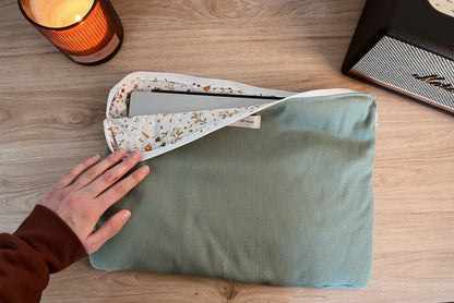 15-inch computer case - Geneviève “Mint”