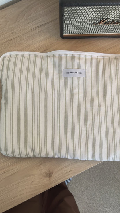 15-inch computer cover - Geneviève “Stripes”